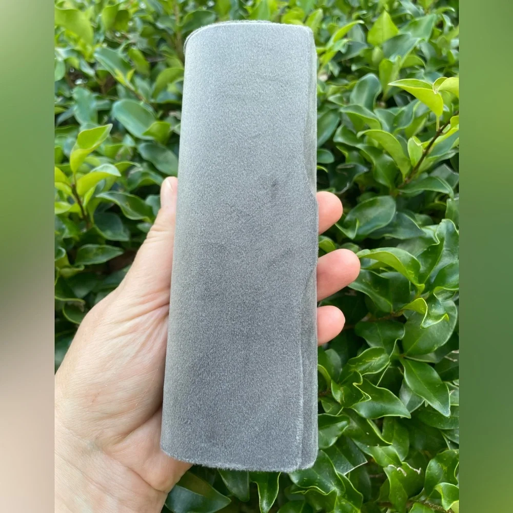 Gray Velvet Fabric Glasses Case‎